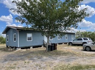 544 County Road 4647, Hondo, TX 78861