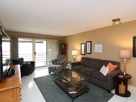 5th image of 2705 W Willowlake Dr APT 62