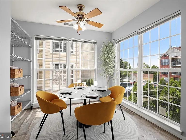 2504 Shelley Cir #4-2D — Photo 3