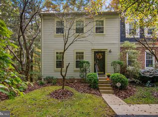 6230 Mockingbird Pond Ter, Burke, VA 22015