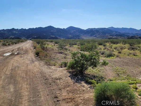 19 Saw Tooth, Barstow, CA 92311