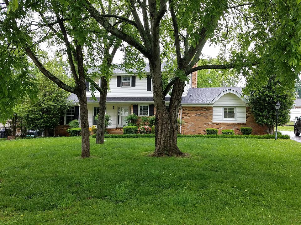 1st image of 105 Coastal Ct E
