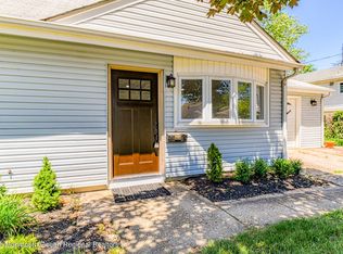 4 Hemlock St, Hazlet, NJ 07730