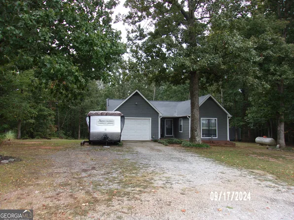 11 Broken Arrow Rd, Hartwell, GA 30643