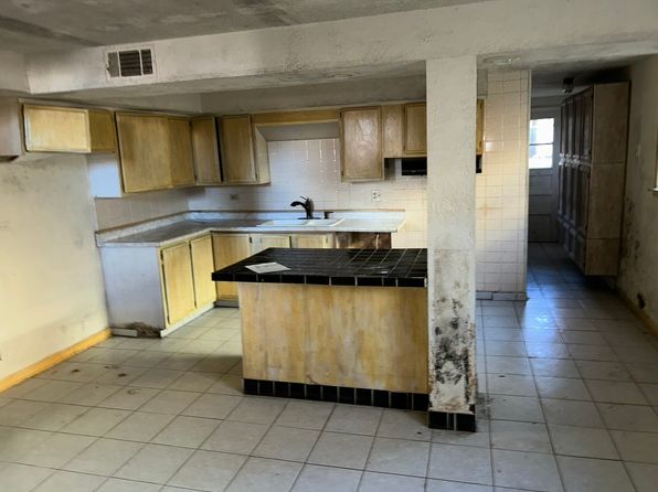 chicago-illinois-4152225 picture