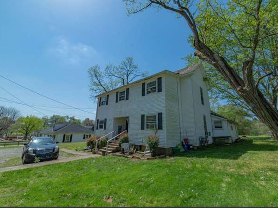 304 W Chestnut St Apartment Rentals Dickson, TN Zillow