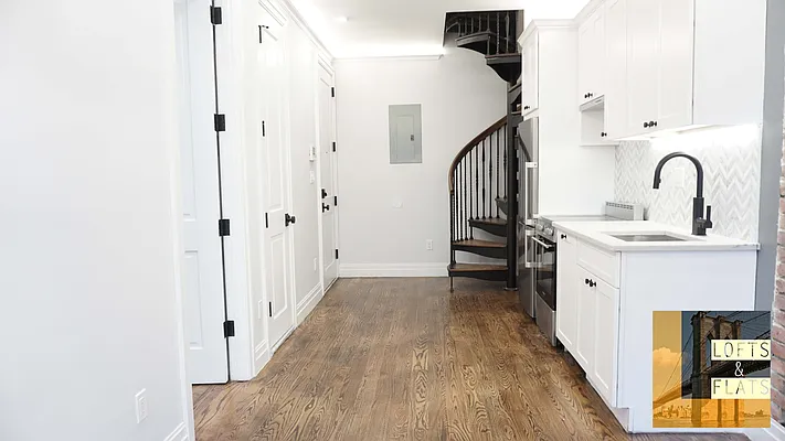 Rented by Lofts and Flats LLC | media 30