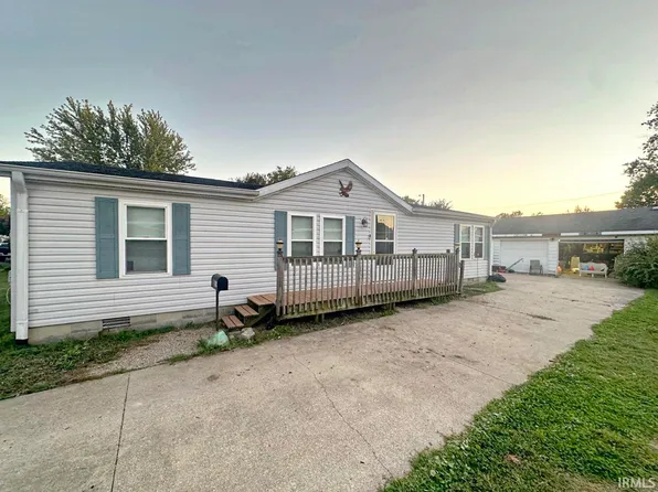 1004 Magnolia Ave, Frankfort, IN 46041