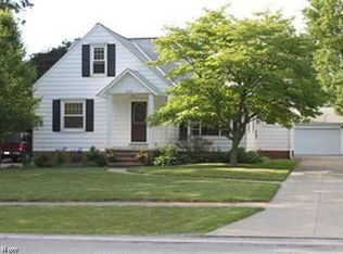 21440 Westwood Rd, Cleveland, OH