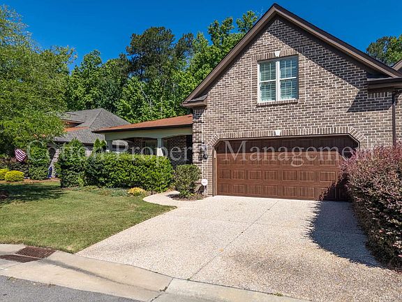 3rd image of 633 Jenoa Dr