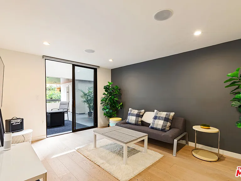 6209 Pacific Ave #201 — Photo 34