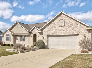 4652 Persimmon Dr, Saginaw, MI 48603