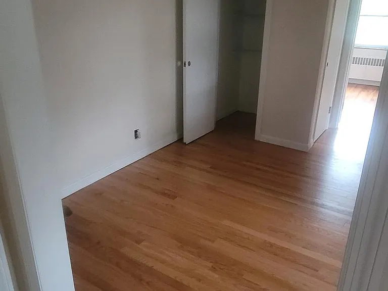 27 Lake St #3 — Photo 3