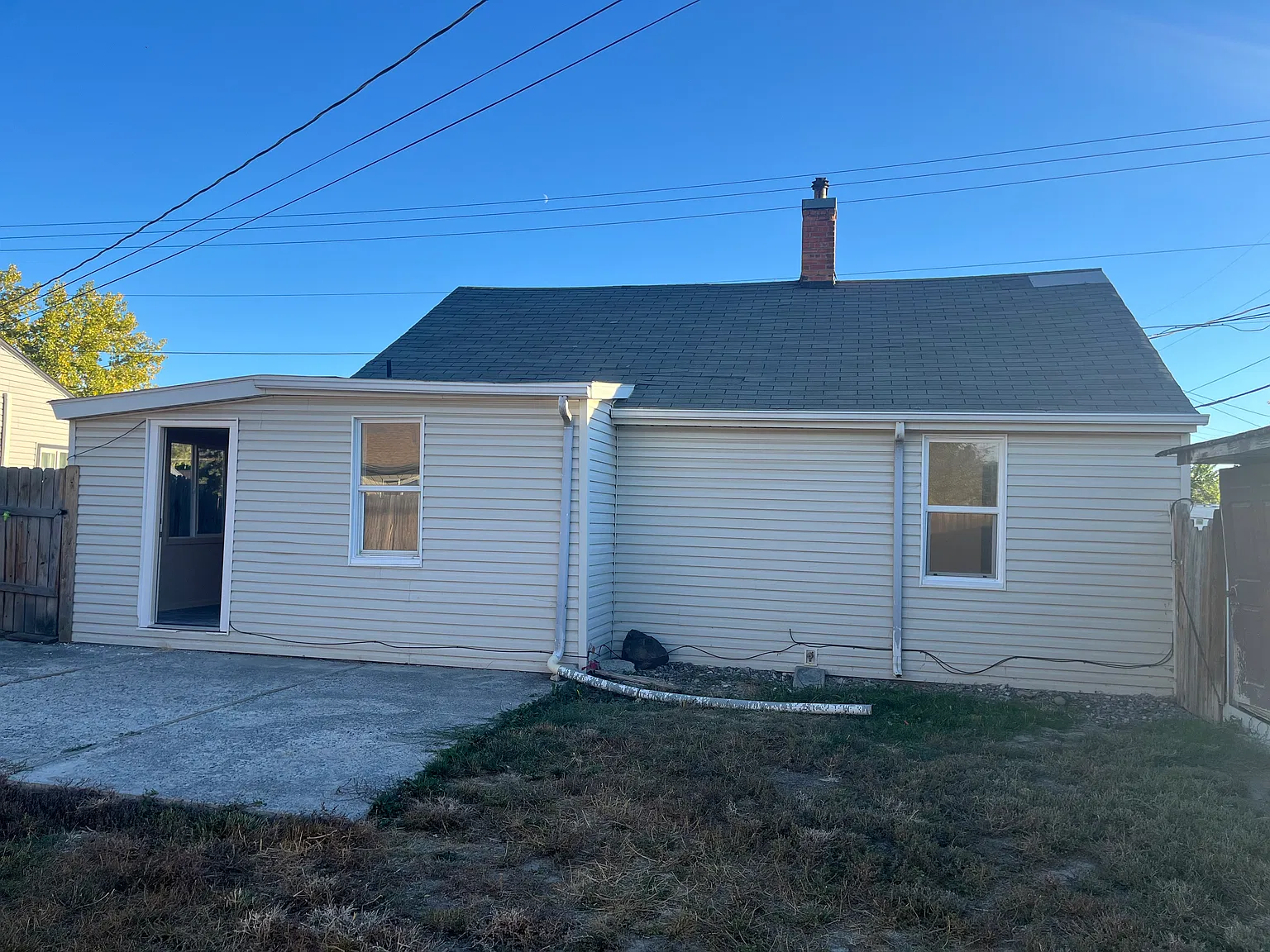 2 bed, 754 sqft, $1,050 — Photo 2