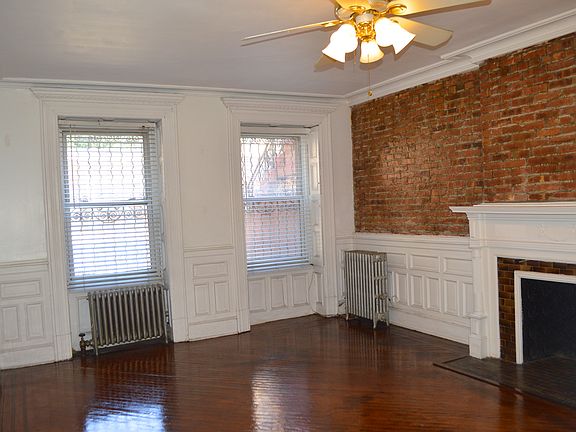 3rd image of 500 Halsey St