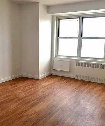 5th image of 747 10th Ave APT 17A