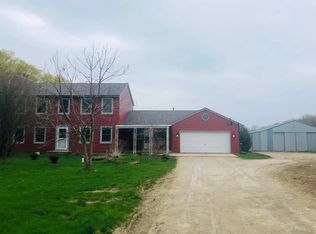 26616 S Mc Kinley Woods Rd, Channahon, IL 60410