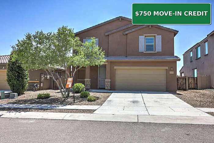 5 bed, 3.5 bath, 2920 sqft, $2,575 — Photo 1