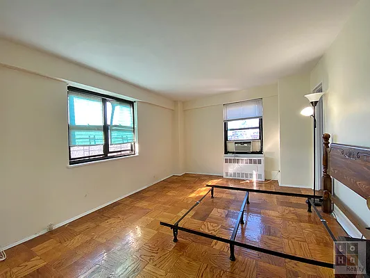Rented by LoHo Realty | media 19