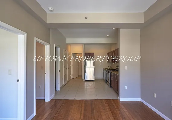 Rented by Uptown Property Group | media 23