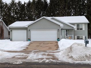 2118 Deblene Ln, Eau Claire, WI 54703