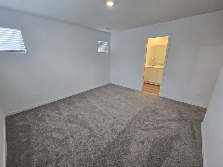 15274 Clayton St — Photo 13