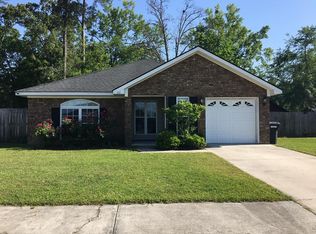 111 Caraway Ct, Midway, GA 31320