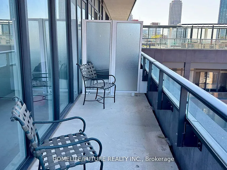 9 Tecumseth St #610 — Photo 22