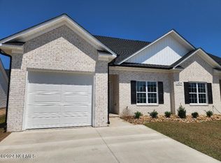 1404A Dorset Dr, Greenville, NC 27834