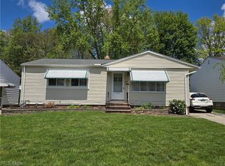 15021 Florence Dr, Maple Heights, OH 44137