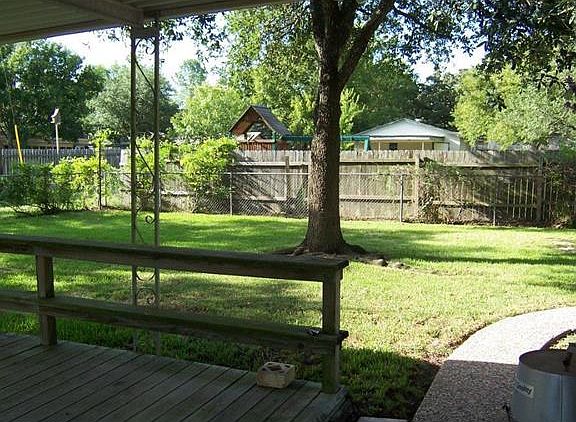 2nd image of 501 Woodland Ave