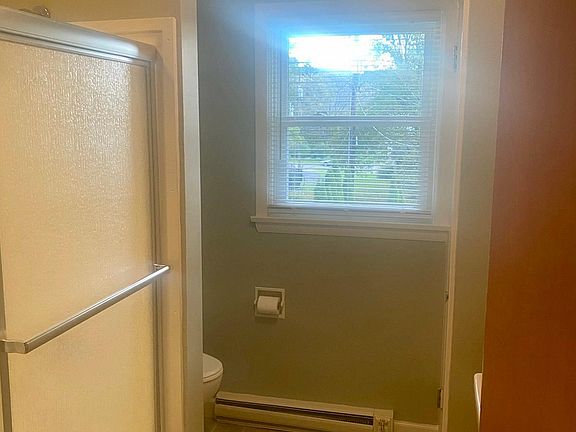 second floor main bath