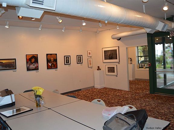 3rd image of 70 Beekman St