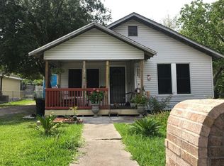 2104 Carolina St, Baytown, TX 77520