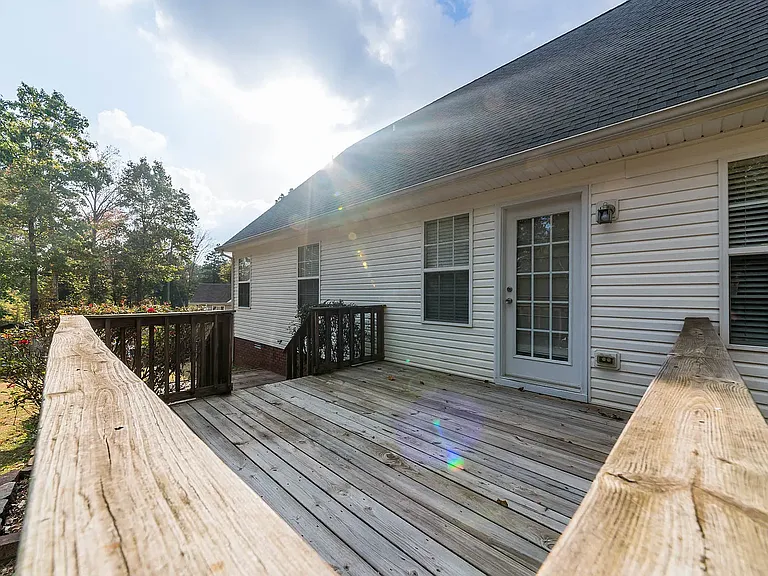 1549 Cedar Springs Cir — Photo 8