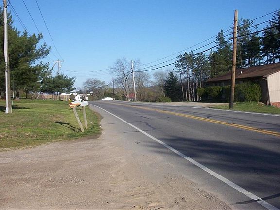 4th image of 6753 State Route 220