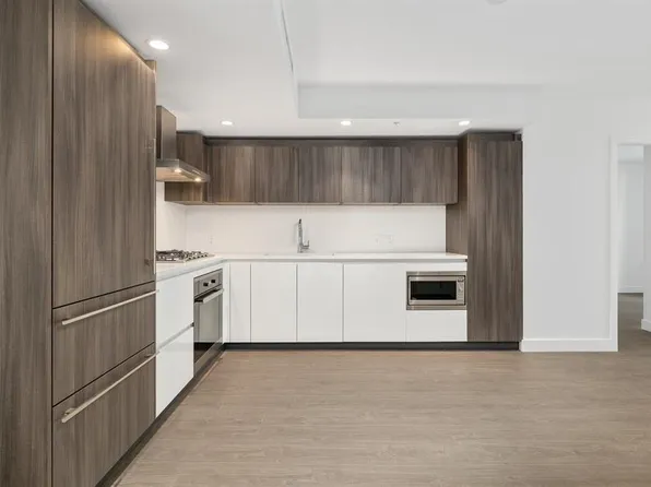 6328 No 3 Rd #85X, Richmond, BC V6Y 2B2