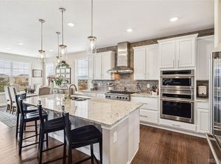 8135 S Vandriver Way, Aurora, CO 80016