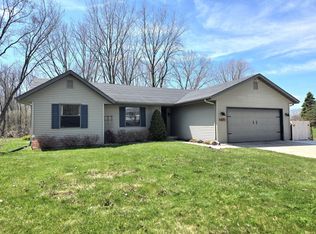 671 Wilson Ave, Cleveland, WI 53015