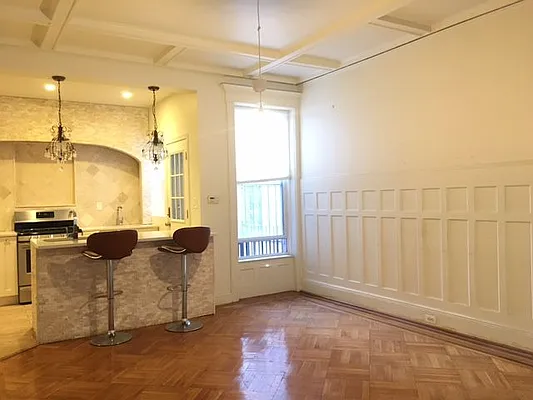 Rented by Lang Realty LLC | media 15