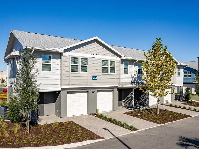 Cacema Townhomes — Photo 17