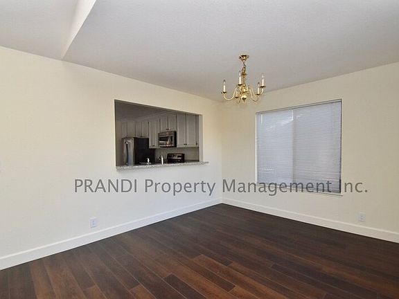 5th image of 920 Arlene Way
