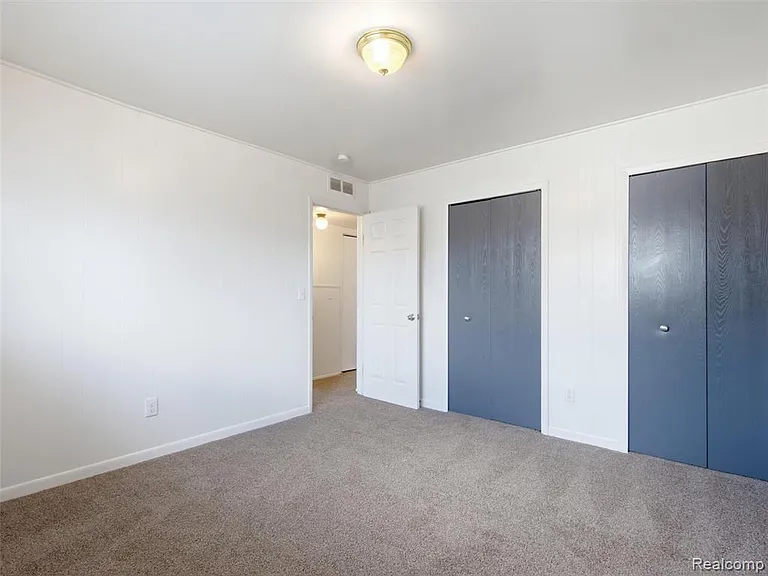 1221 E Granet Ave — Photo 7