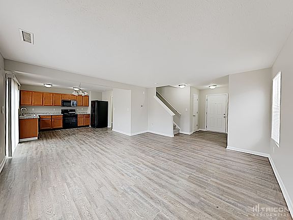 3rd image of 10435 Bellchime Ct
