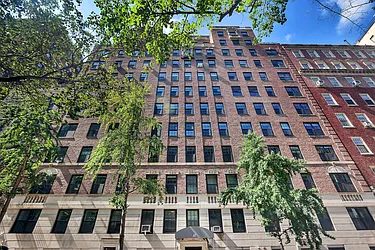 12 East 88th Street in Carnegie Hill