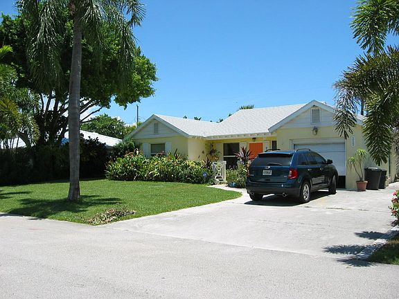 3rd image of 212 Sandal Ln
