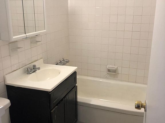 5th image of 275 Prospect St APT 15H