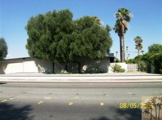 696 N Farrell Dr, Palm Springs, CA 92262