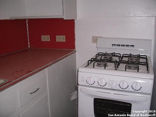 3rd image of 4823 E Betty Lou Dr.