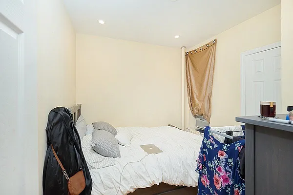 Rented by Skyward | media 13